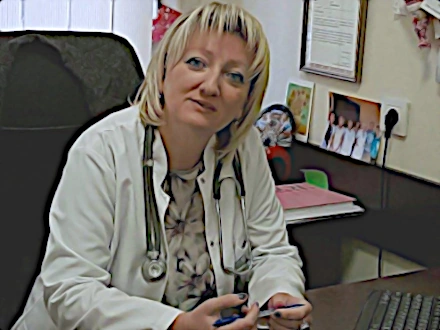 Porträt von Dr. Dea Nizharadze, Chefärztin am Eliava-Institut in Tiflis, Expertin für Phagentherapie.